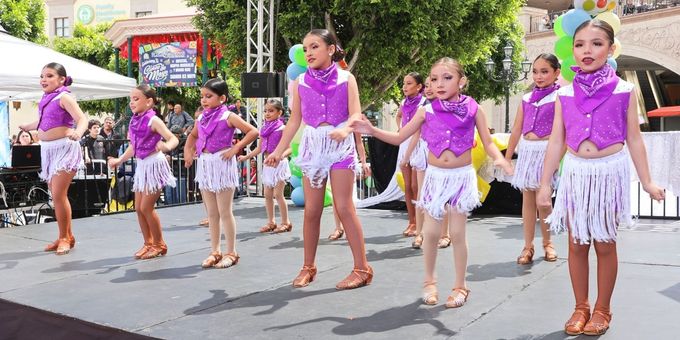 Plaza Mexico to Present Festival Día del Niño Children's Day Celebration Photos