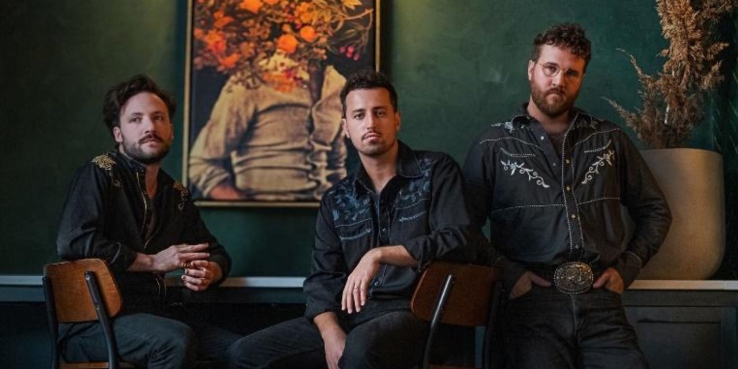 Pop Folk Trio Raynes Embarking on U.S. Tour in Support of New EP 'Bloom'  Image