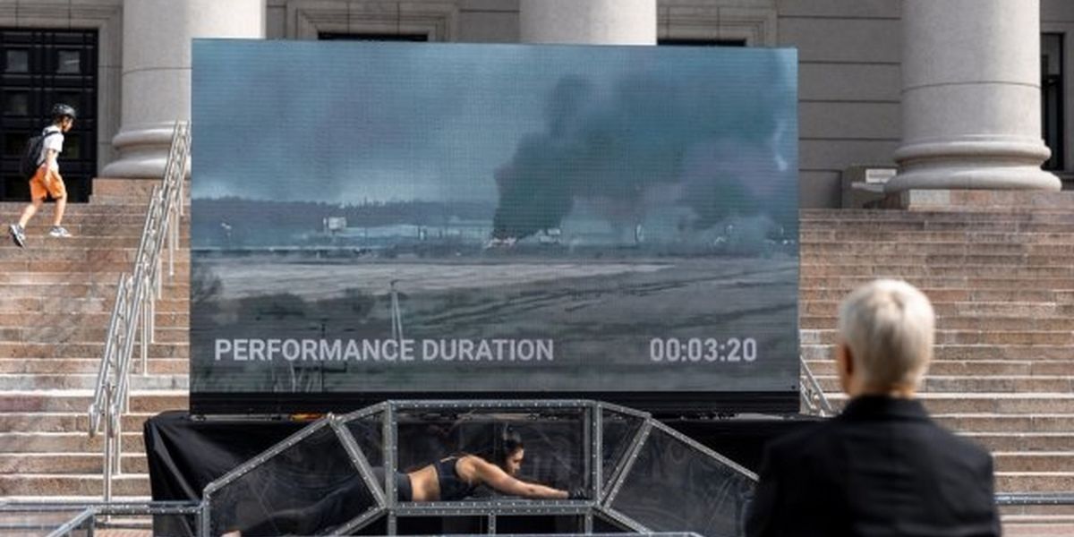 Powerful Performance In Vilnius Calls To Open NATO Doors For Ukraine