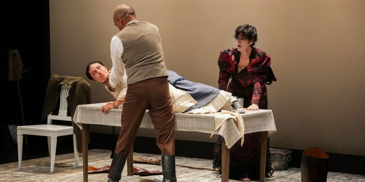Presenta El Inbal La Obra Juan Y Julia Nunca Supieron Cómo, En El Marco De Habitando A Strindberg