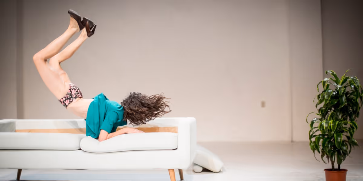 ProFitArt (Czech Republic) Presents ROSELYNE At Teatro Paraguas