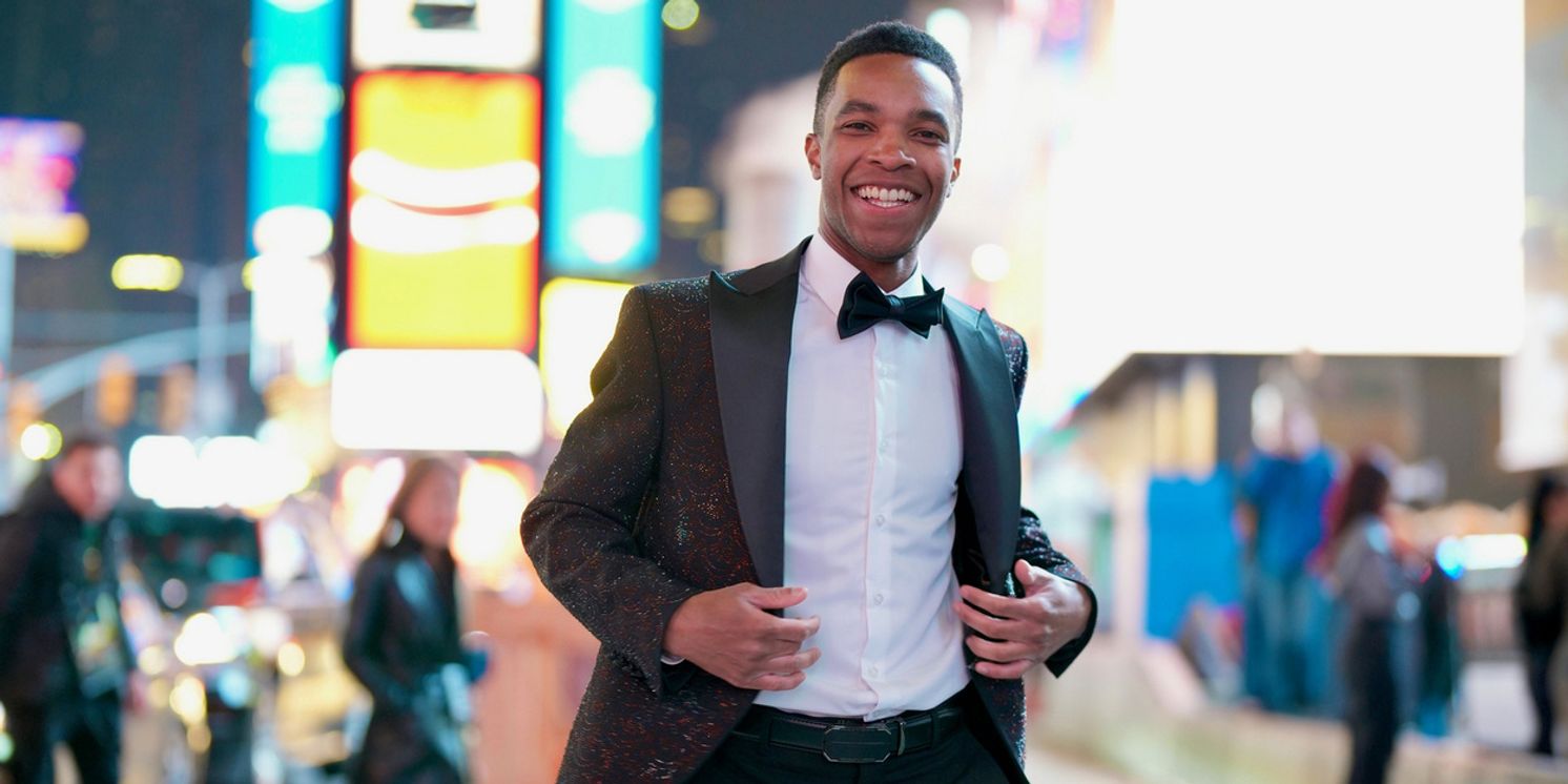 Broadway Producer Alexander Robertson Receives University of Hartford’s Early Career Professional Anchor Award  Image