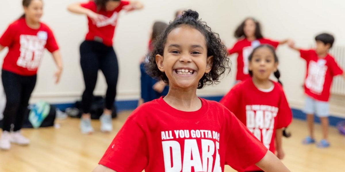 R.Evolución Latina Hosts D2GB Performing Arts Camp