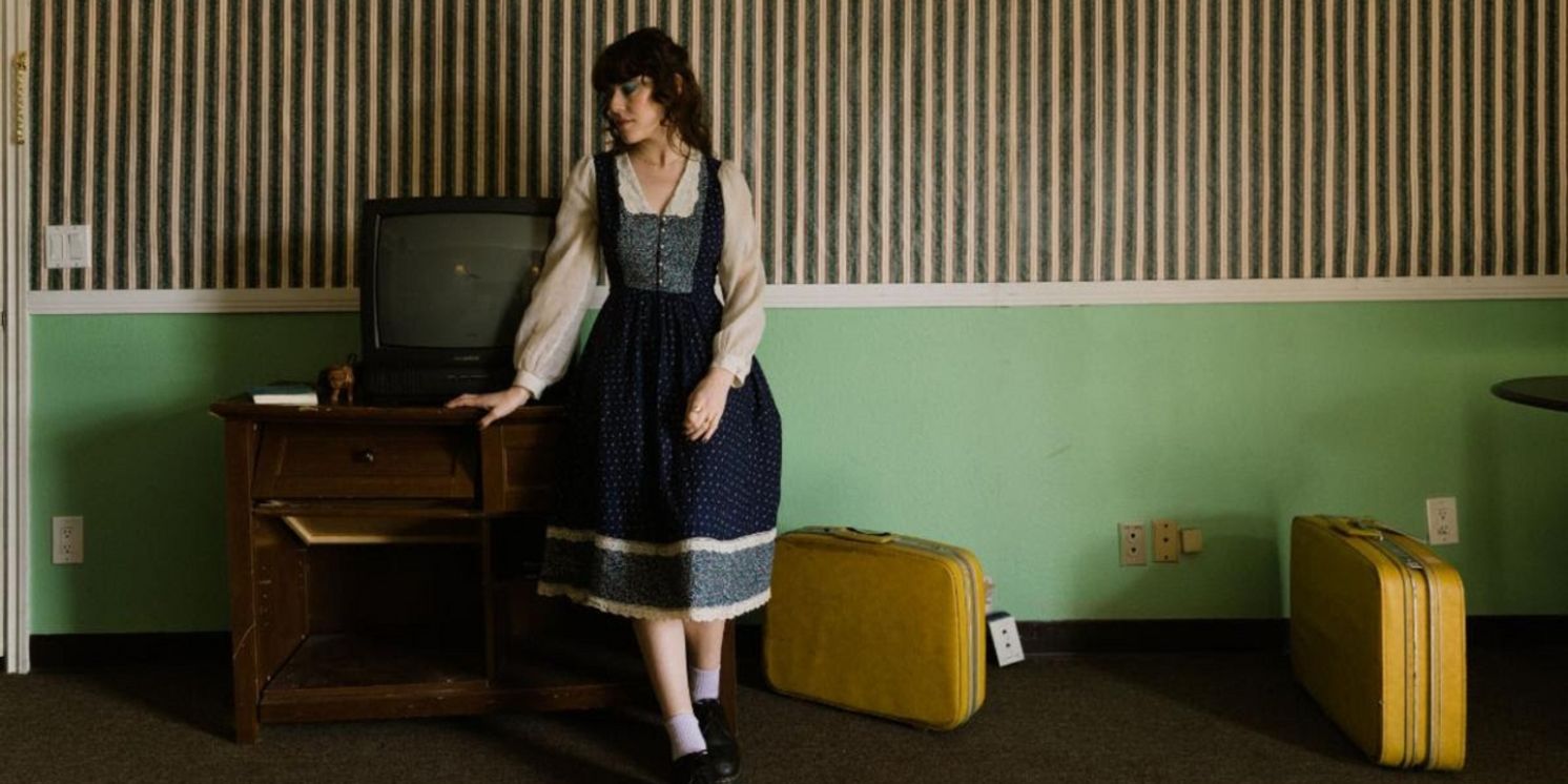 RACHEL BOBBITT Releases New EP & Announces Fall Tour Dates  Image