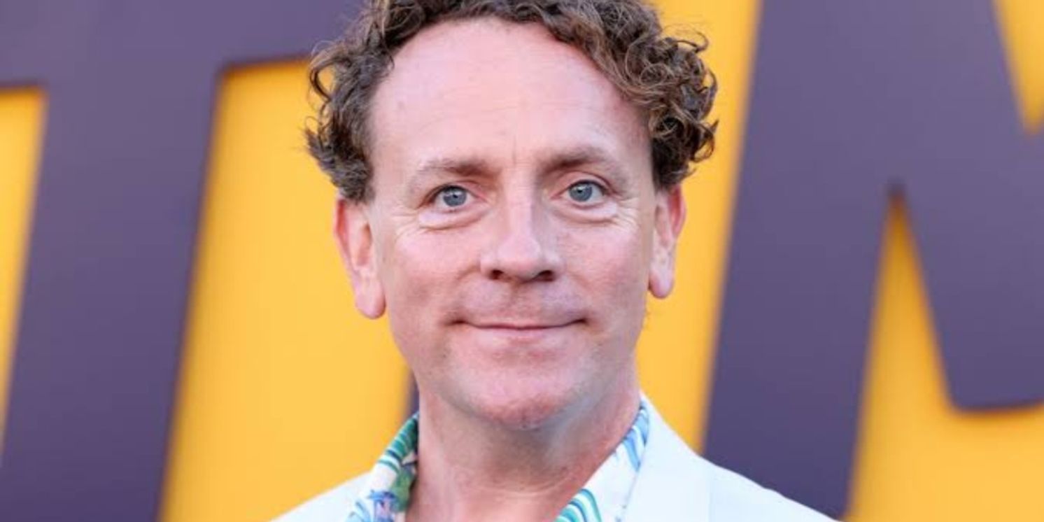 RAE BOURBON'S FINAL COMEBACK TOUR Will Receive an Industry Presentation Starring Drew Droege  Image