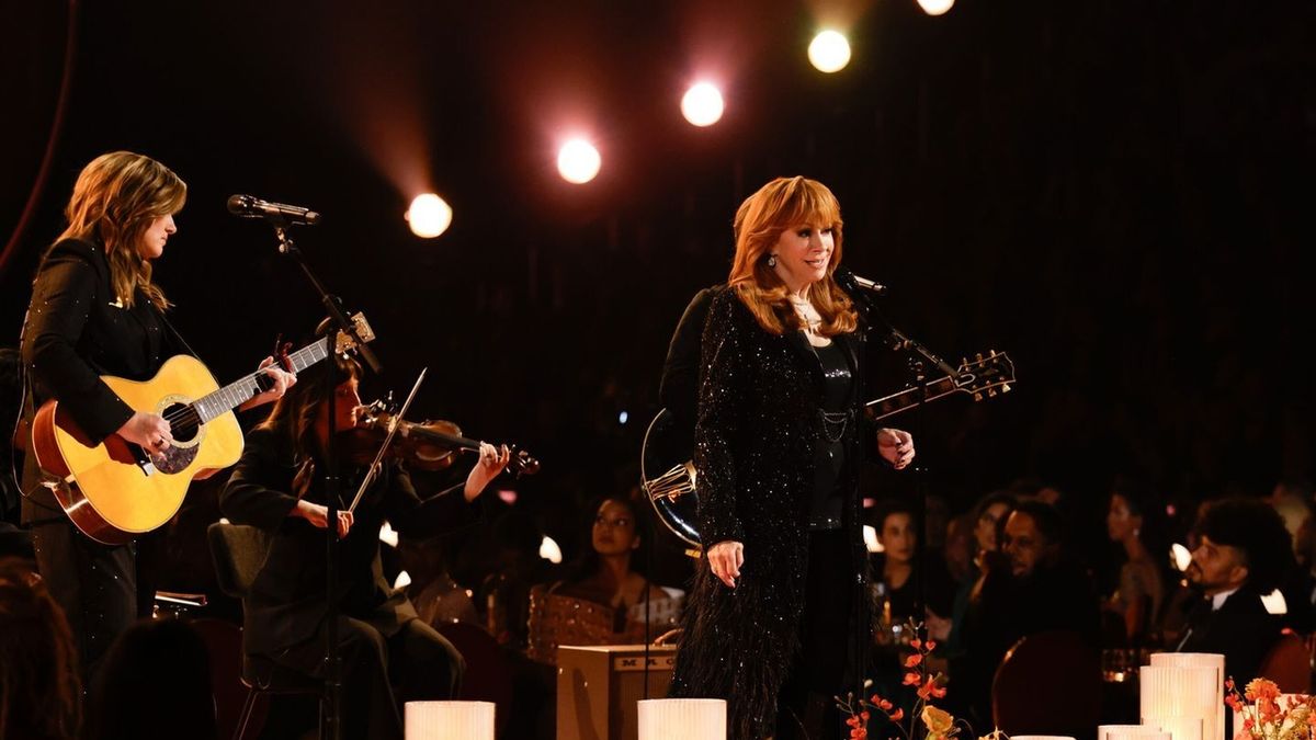 REBA McEntire Releases I'M A SURVIVOR EP for 25th Anniversary of REBA