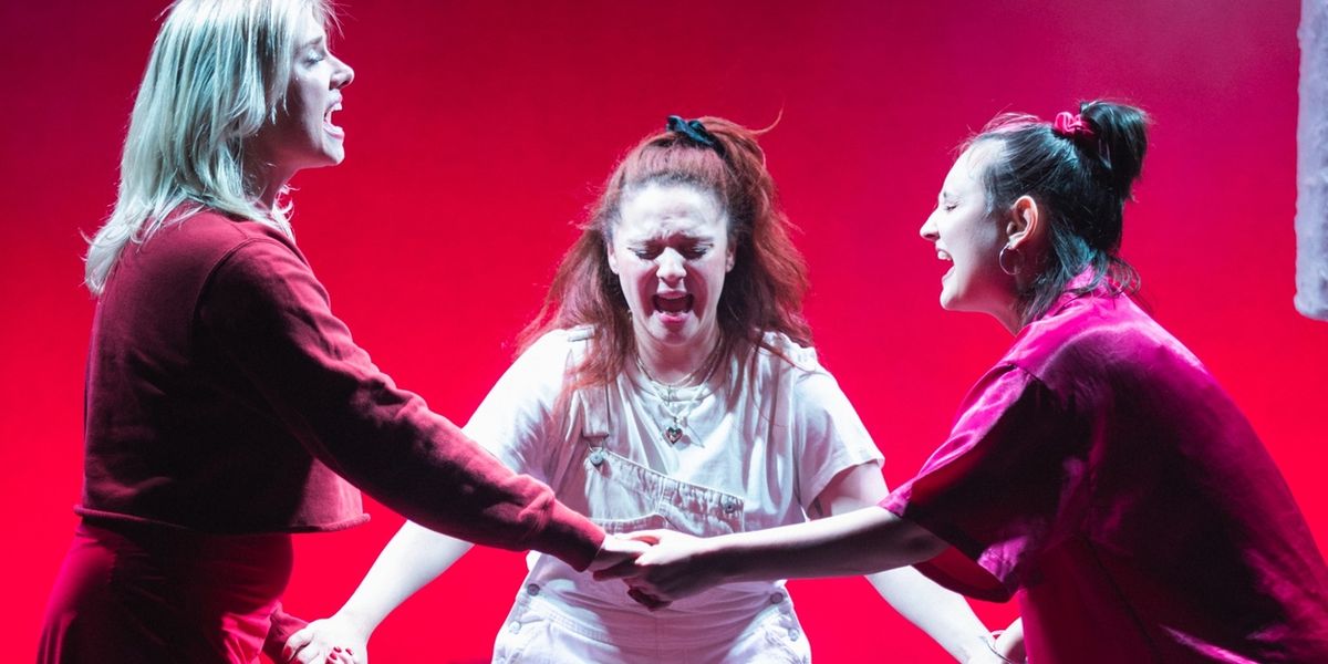 RIP HER TO SHREDS Will Come to Edinburgh Fringe