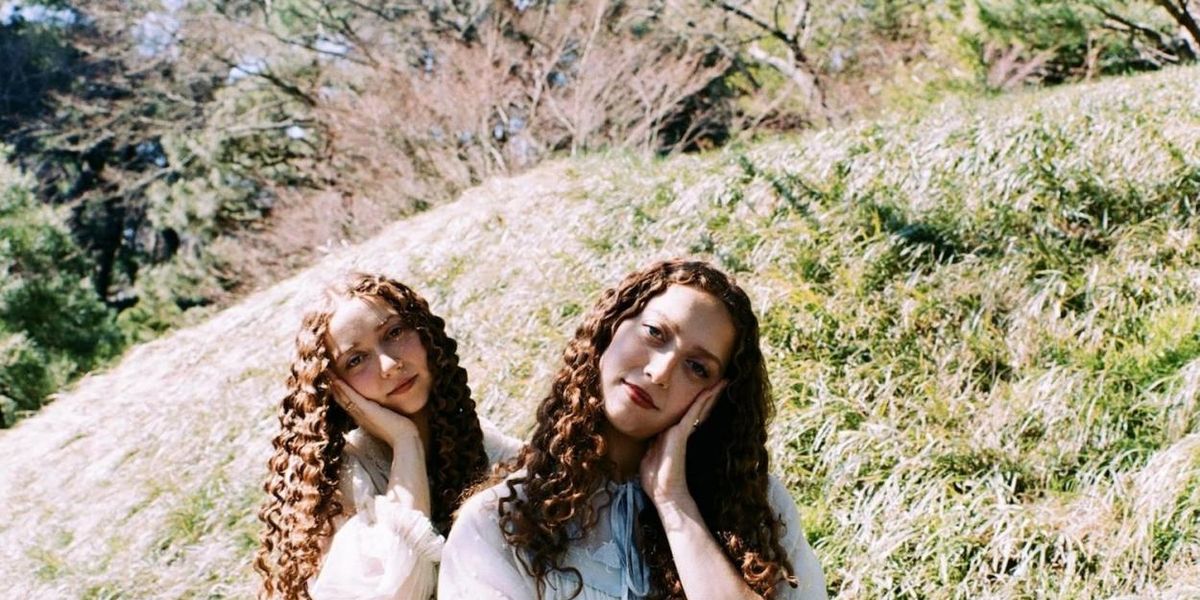 RUBY & SASHA to Release New Single RED LIGHT