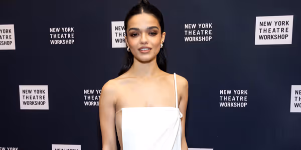 Rachel Zegler Will 'See What Happens' With EVITA Balcony Scene if the Show Transfers to Broadway Photo