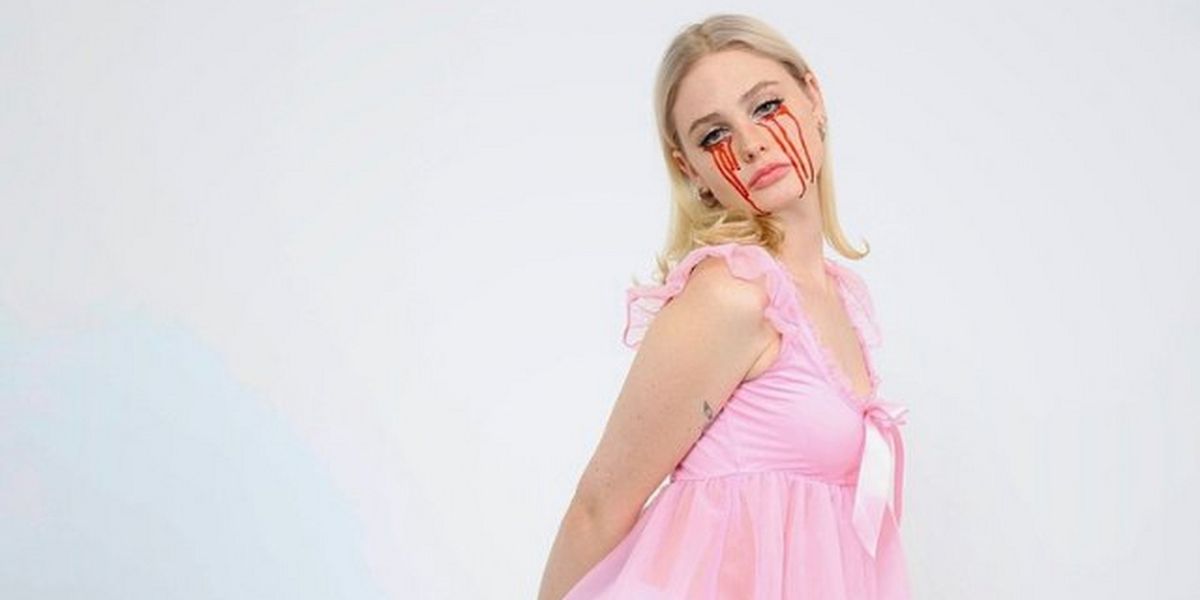 Raegan Releases Alluring New Single 'Mean'