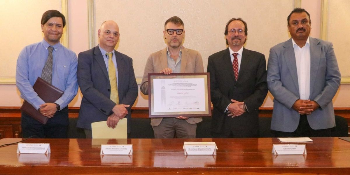 Recibe Alberto Spiller El Premio Bellas Artes “Juan Rulfo” Para Primera Novela 2024 Por Amargo Mezcal