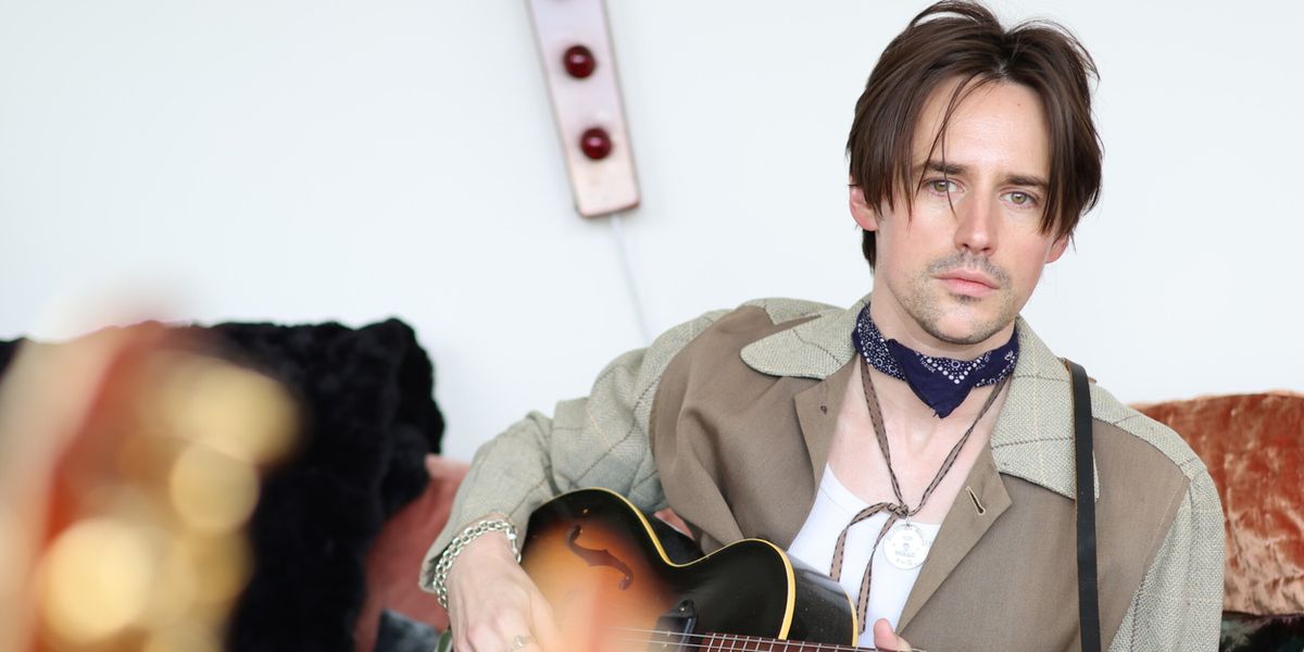 Reeve Carney to Launch Broadway Dallas' CLUB 909 Series