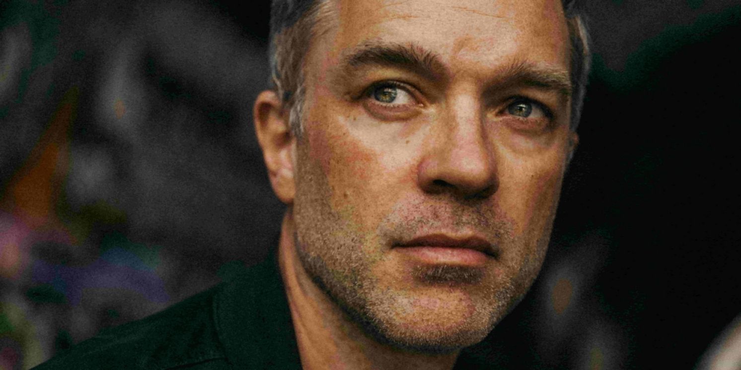 West End Star Hadley Fraser Brings Classic Jazz To Life in 'World On A String'  Image