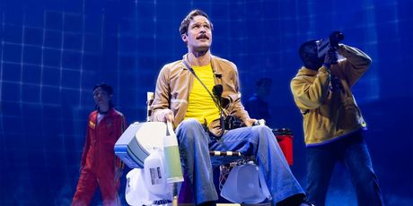 Review: 42 BALLOONS at Chicago Shakespeare Theater Photo