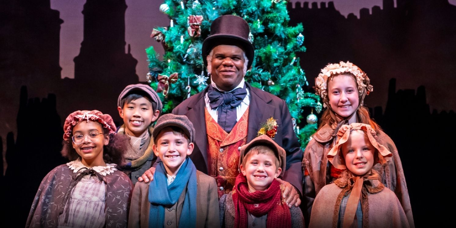 Review: A CHRISTMAS CAROL: A GHOST STORY FOR CHRISTMAS at Ford's Theatre  Image