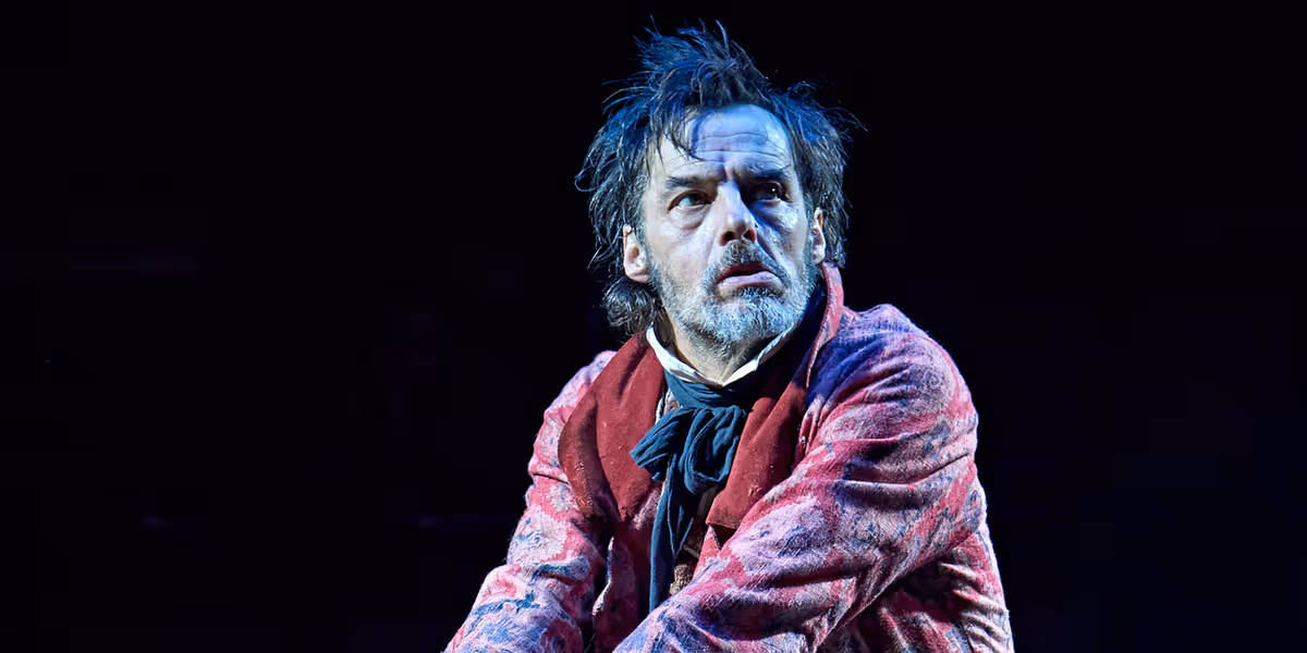 Review: A CHRISTMAS CAROL, Starring Paul Hilton