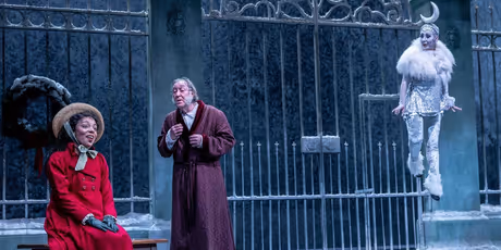 Review: A CHRISTMAS CAROL at The Goodman Photo