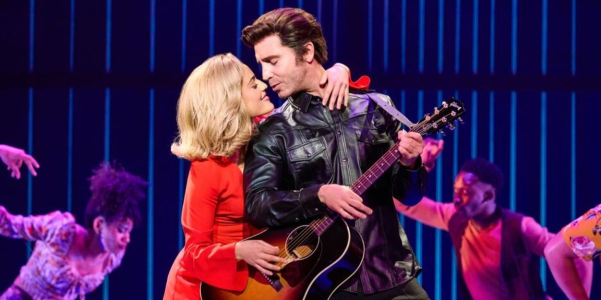 Review: A Dazzling, Sparkling, Spectacle, Makes A BEAUTIFUL NOISE at Straz Center