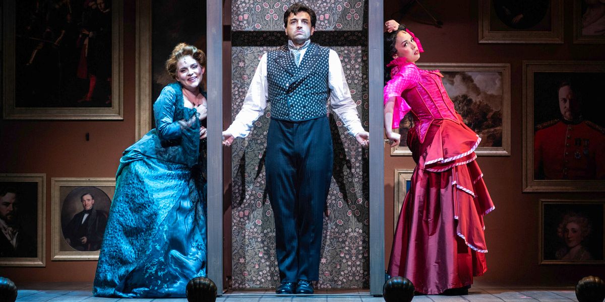 Review: A GENTLEMAN'S GUIDE at Olney Theatre Center
