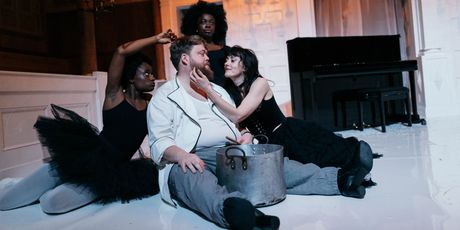 Review: A MIDSUMMER NIGHT'S DREAM, Leeds Playhouse Photo