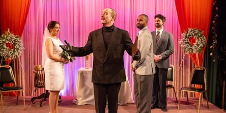 Review: A MIRROR at Third Rail Repertory Theatre Photo