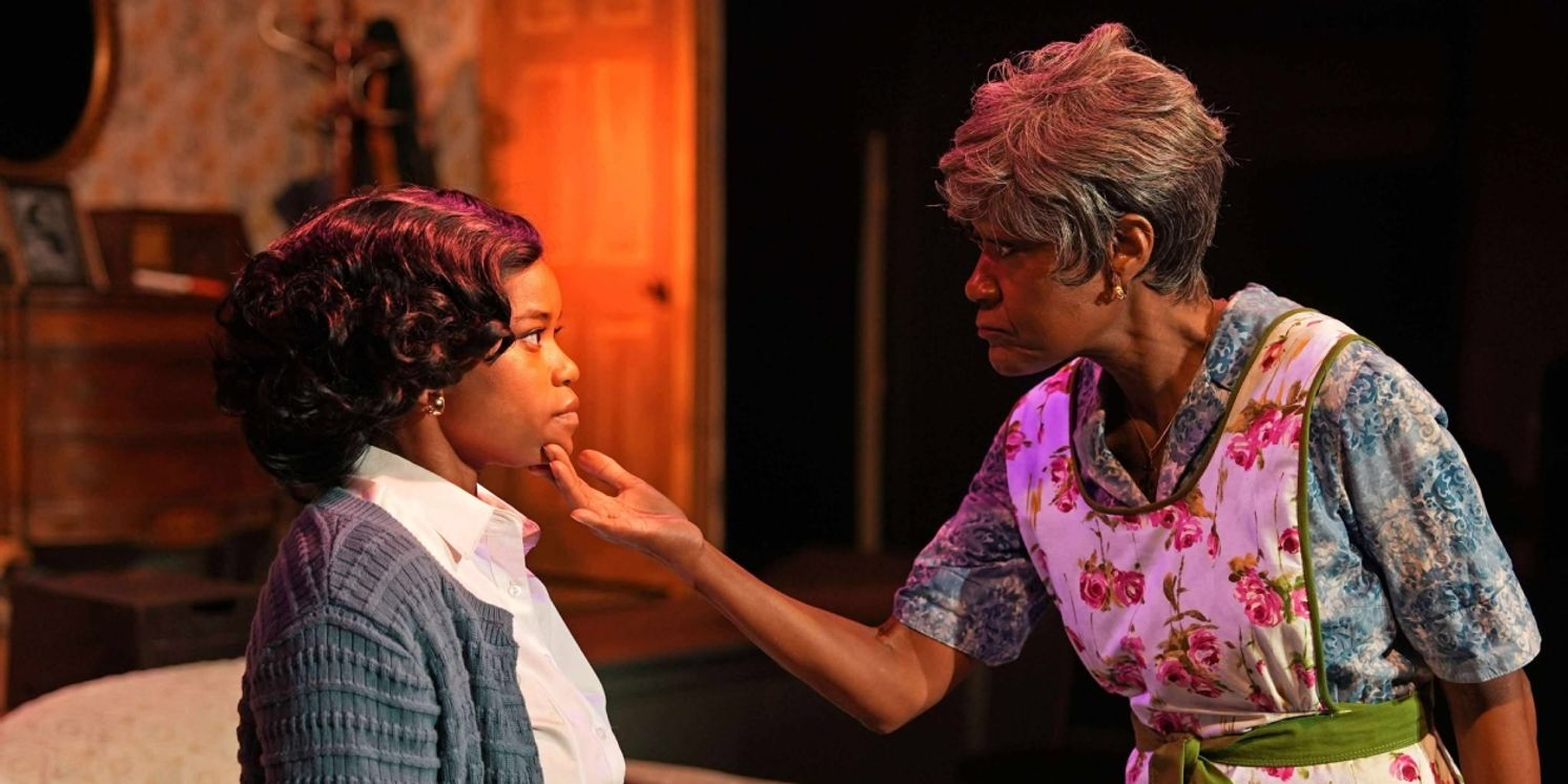 Review: A RAISIN IN THE SUN at Actors Theatre Of Little Rock  Image