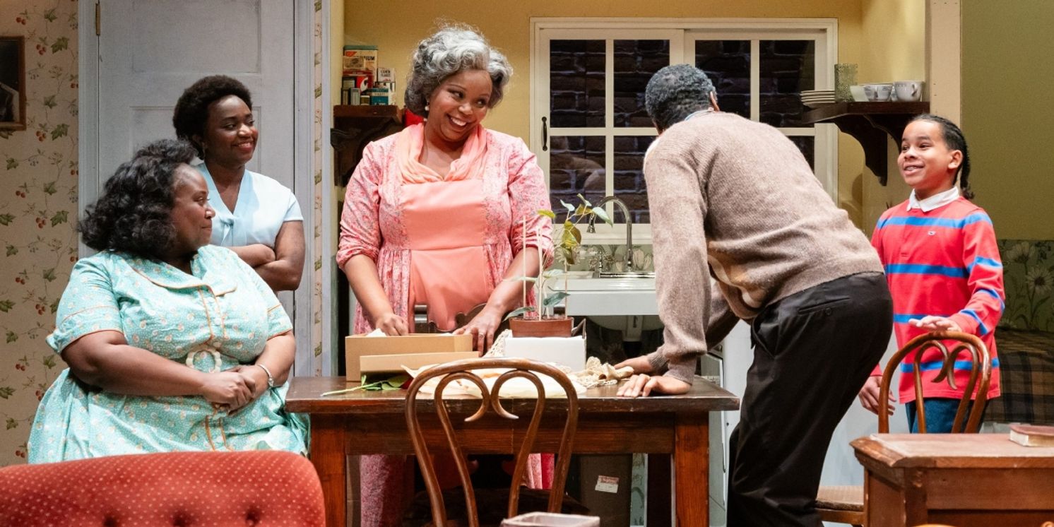 Review: A RAISIN IN THE SUN at Taproot Theatre  Image