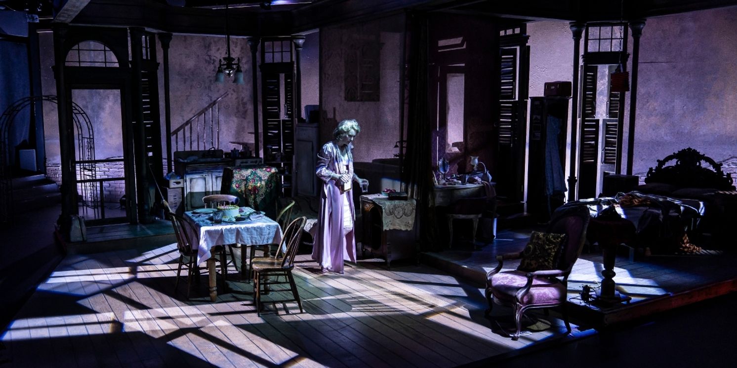 Review: A STREETCAR NAMED DESIRE at Paramount Copley Theatre Aurora  Image