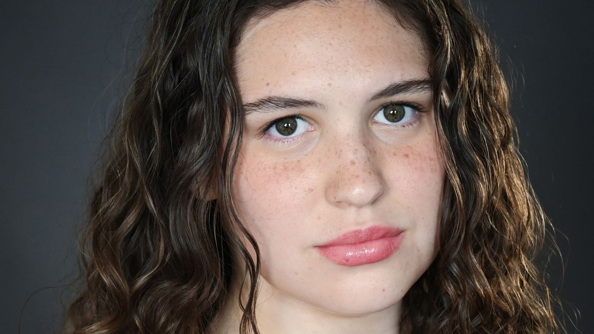 Octavia Perelis on Finding Connection Through Acting, Film, and Theater