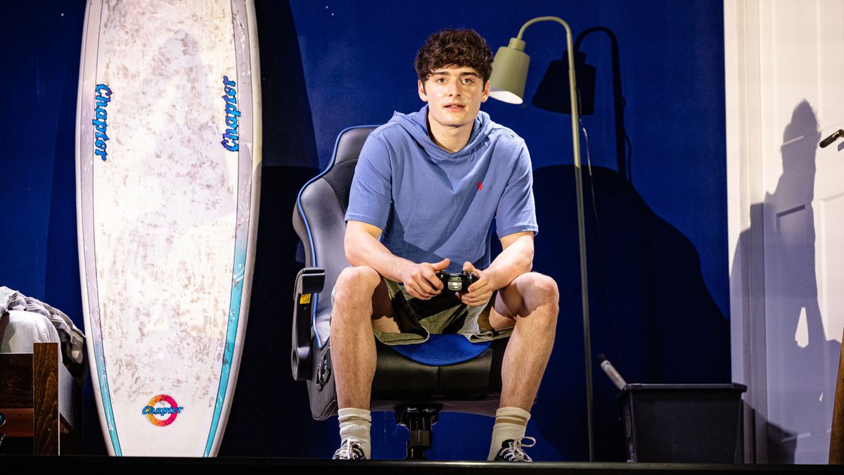 Review: AFFLUENZA, starring Noah Schnapp, Riverside Studios