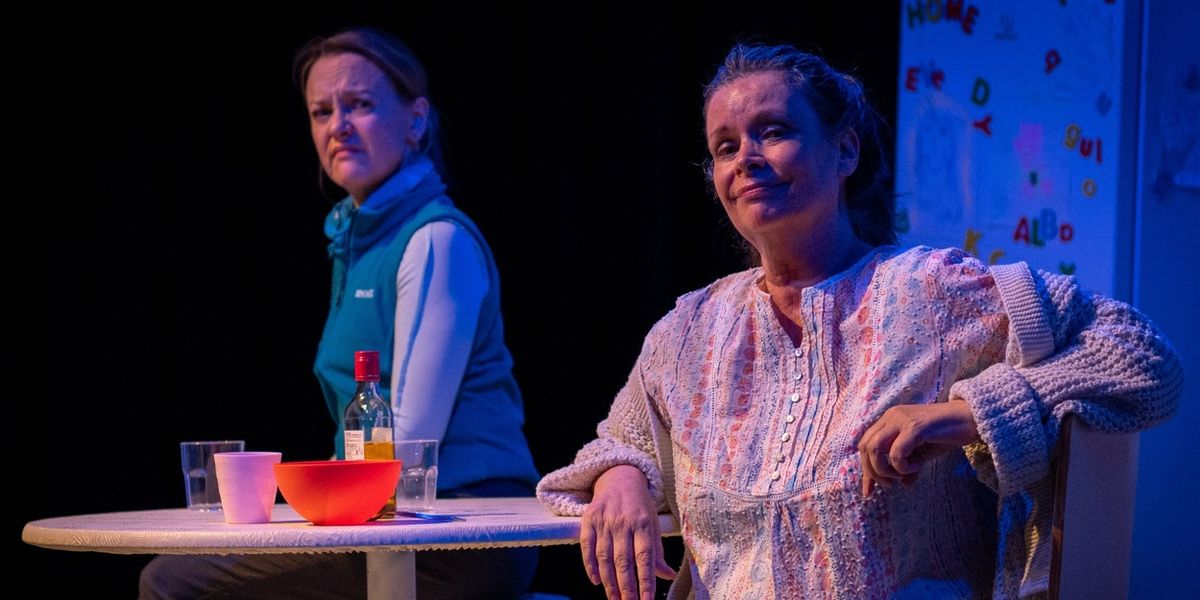 Review: ALBATROSS, Omnibus Theatre