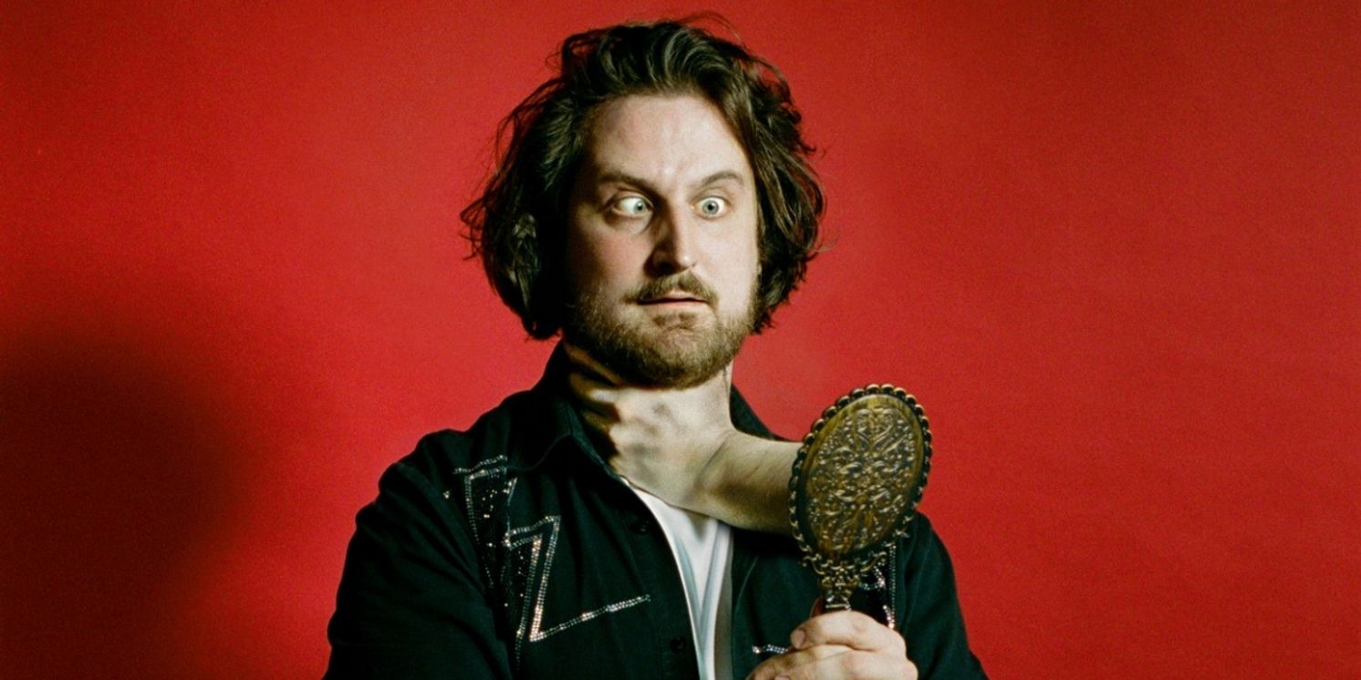 EDINBURGH 2023: Review: ALEXANDER BENNETT: I CAN'T STAND THE MAN, MYSELF, Gilded Balloon Patter Hoose  Image