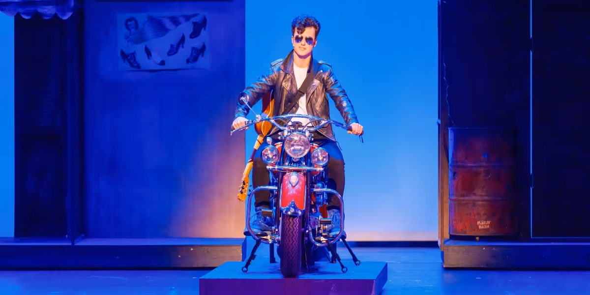 Review: ALL SHOOK UP at Crown Theatre