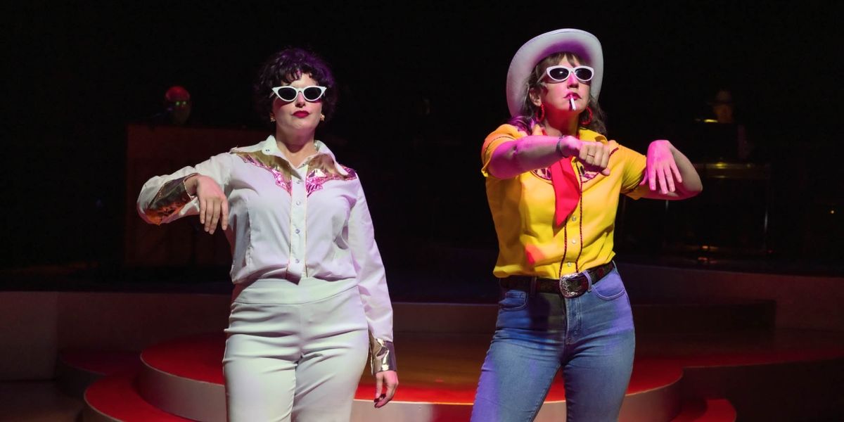 Review: ALWAYS...PATSY CLINE at Hillbarn Theatre