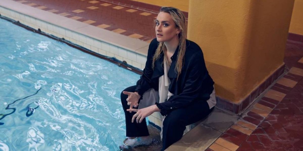 EDINBURGH 2023: Review: AMY MATTHEWS: I FEEL LIKE I'M MADE OF SPIDERS, Monkey Barrel