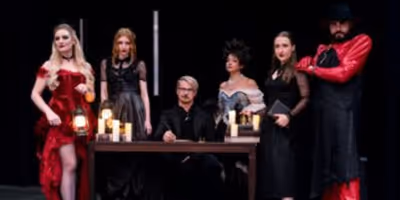 Review: AN EVENING WITH EDGAR ALLAN POE at Midnight Creative Photo