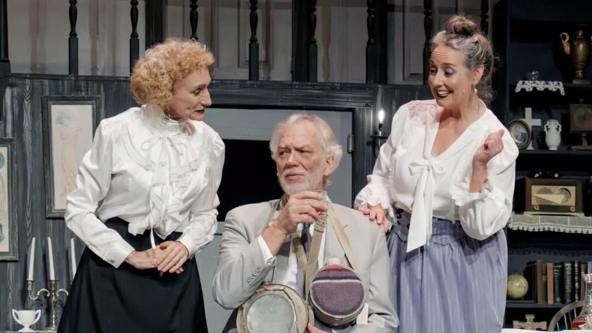 Review: ARSENIC AND OLD LACE at Albuquerque Little Theatre