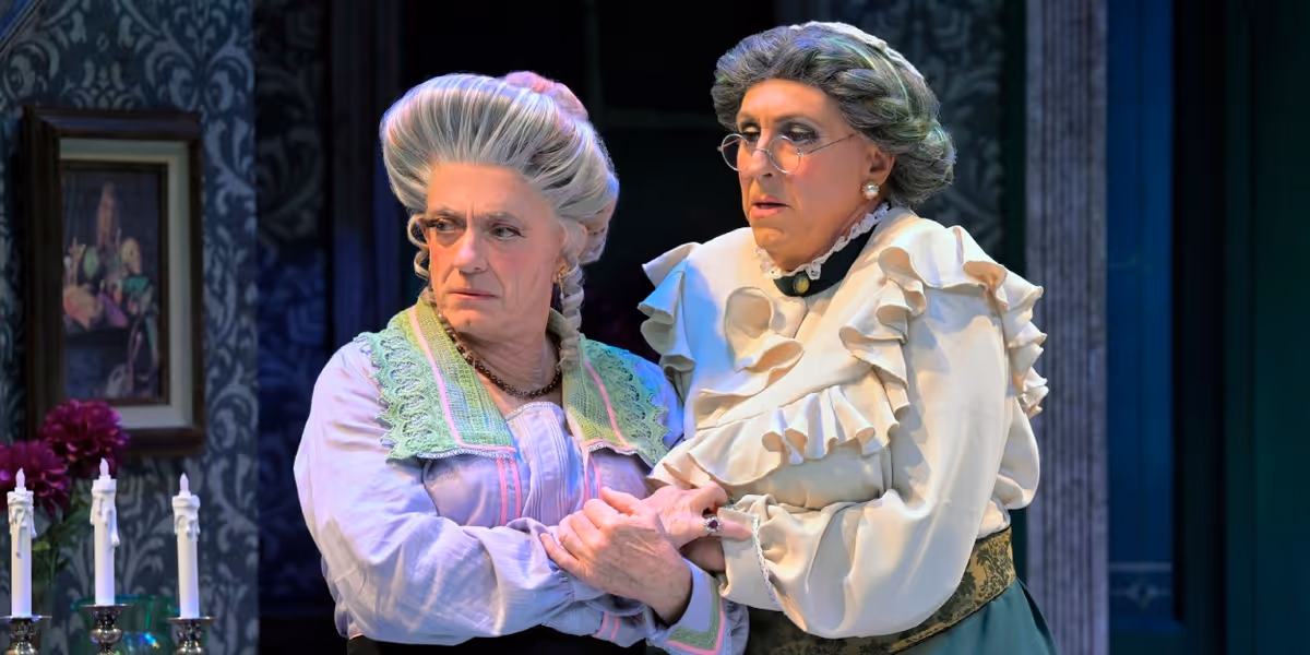 Review: ARSENIC AND OLD LACE at Center Rep