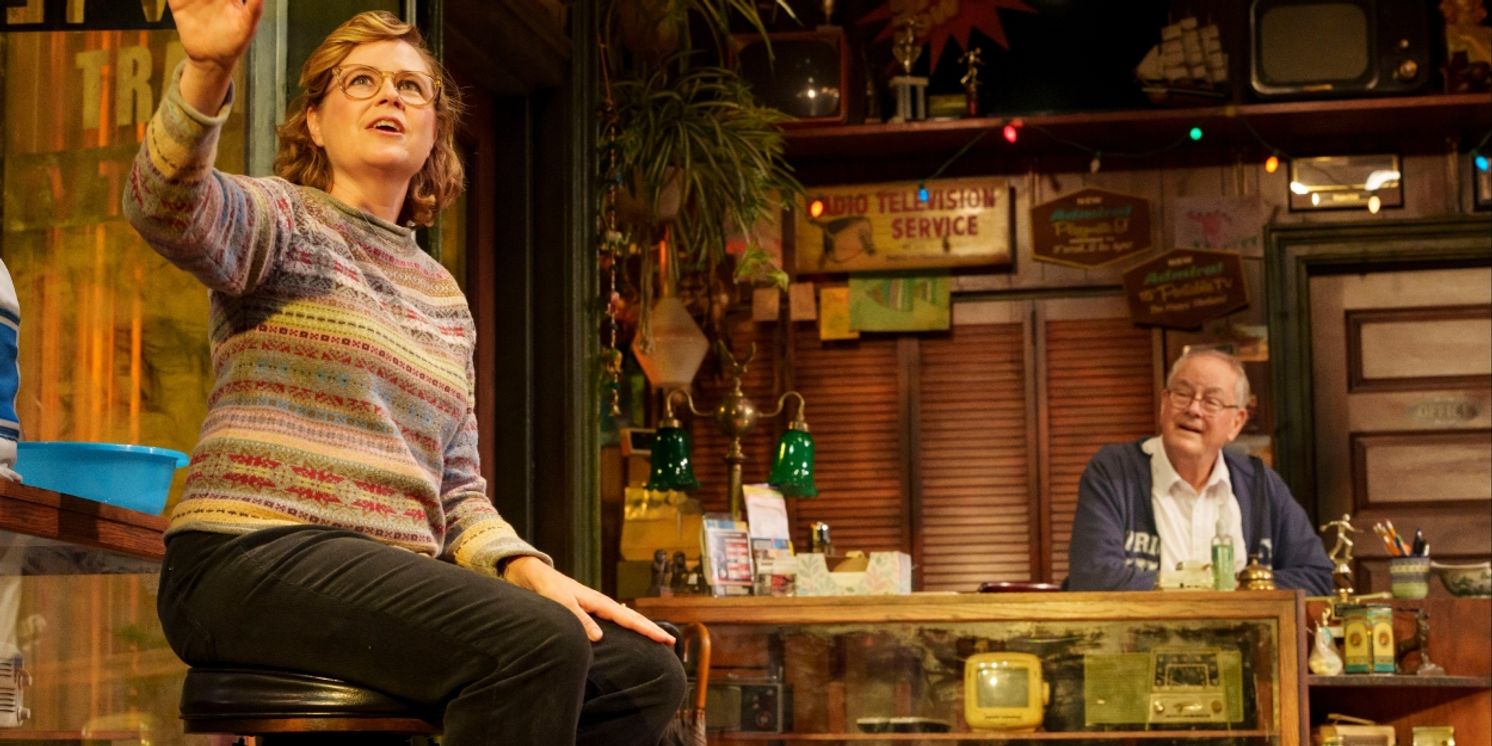 Review: ASHLAND AVENUE at Goodman Theatre  Image