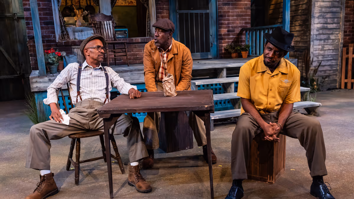 Review: AUGUST WILSON'S FENCES at Theatrical Outfit
