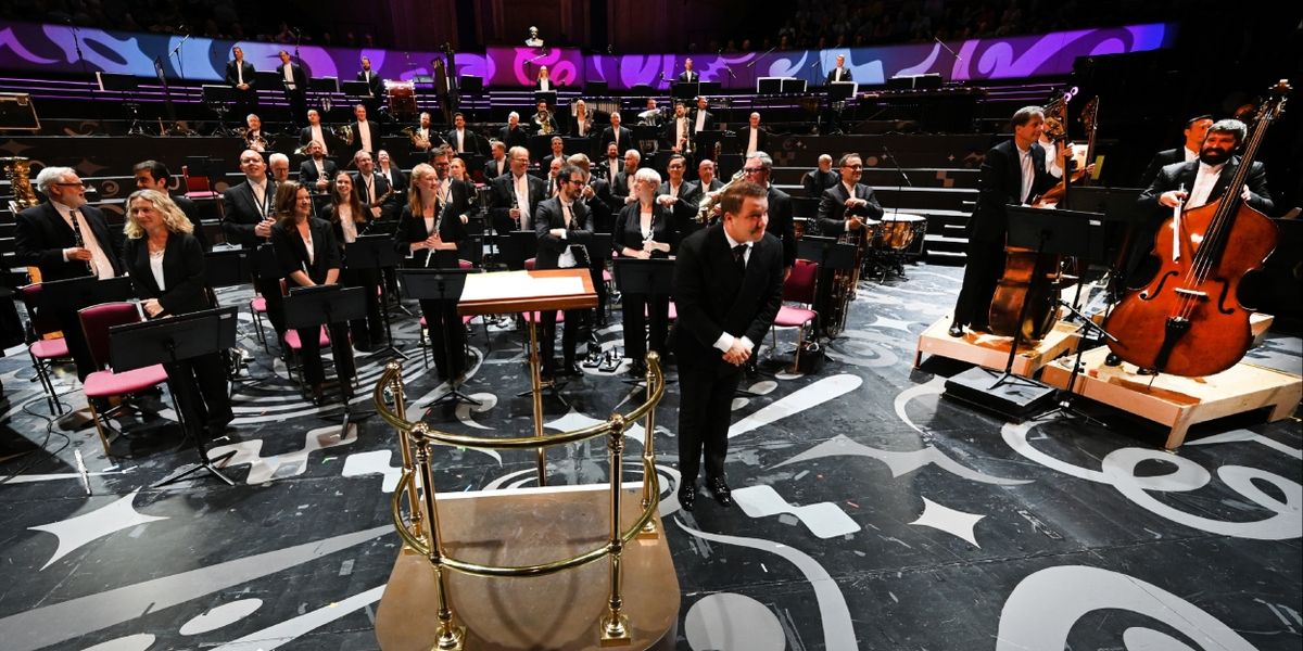 Review: BBC PROMS: FOLK SONGS AND DANCES, Royal Albert Hall