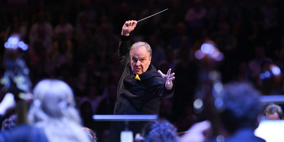 Review: BBC PROMS: PROM 46: HOLST'S THE PLANETS, Royal Albert Hall