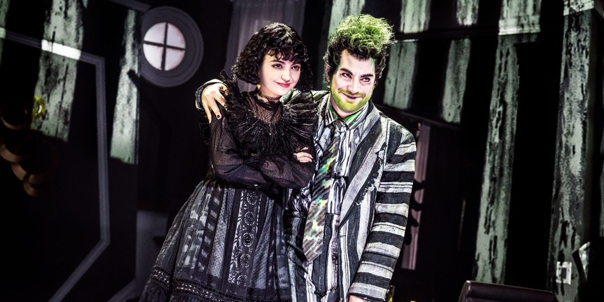 Review: BEETLEJUICE at The Paramount Theatre