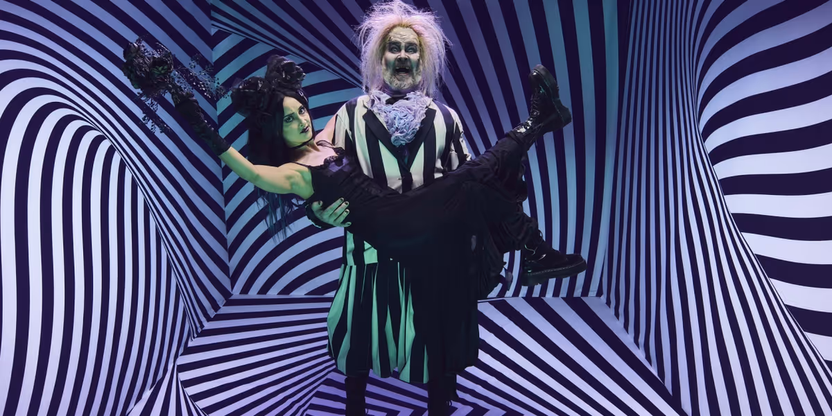 Review: BEETLEJUICE at Östgötateatern