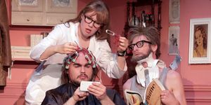 Review: BIGRE / “FISH BOWL” COMPAGNIE LE FILS DU GRAND RÉSEAU, Peacock Theatre