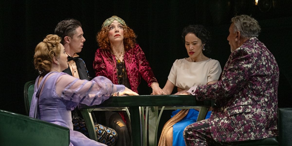 Review: BLITHE SPIRIT at Shaw Festival