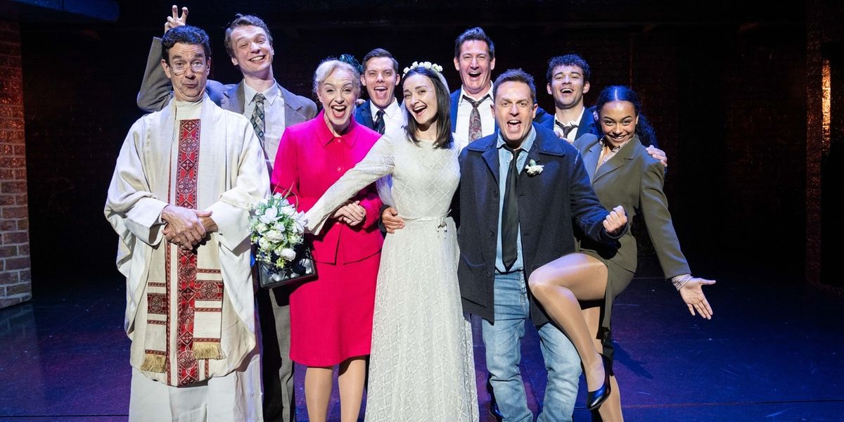 Review: BLOOD BROTHERS, Theatre Royal Brighton