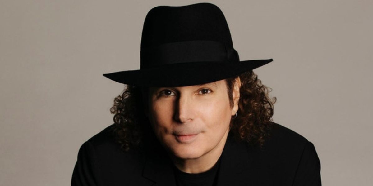 Review: Boney James Makes a 'DETOUR' To The 'Queen City' At Knight Theater
