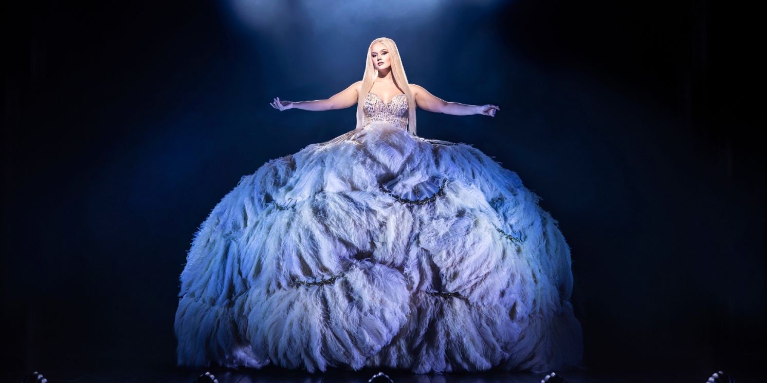 Review: BURLESQUE THE MUSICAL, Savoy Theatre  Image