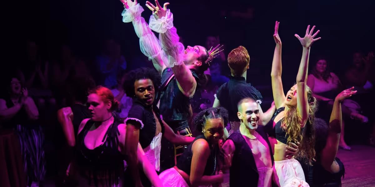 Review: Actor's Express Puts on a Dark, Seductive CABARET